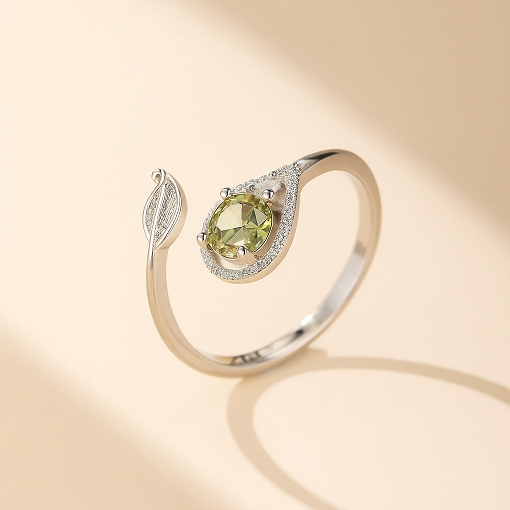 Eterna Raíz – Anillo de Rama y Gema Verde